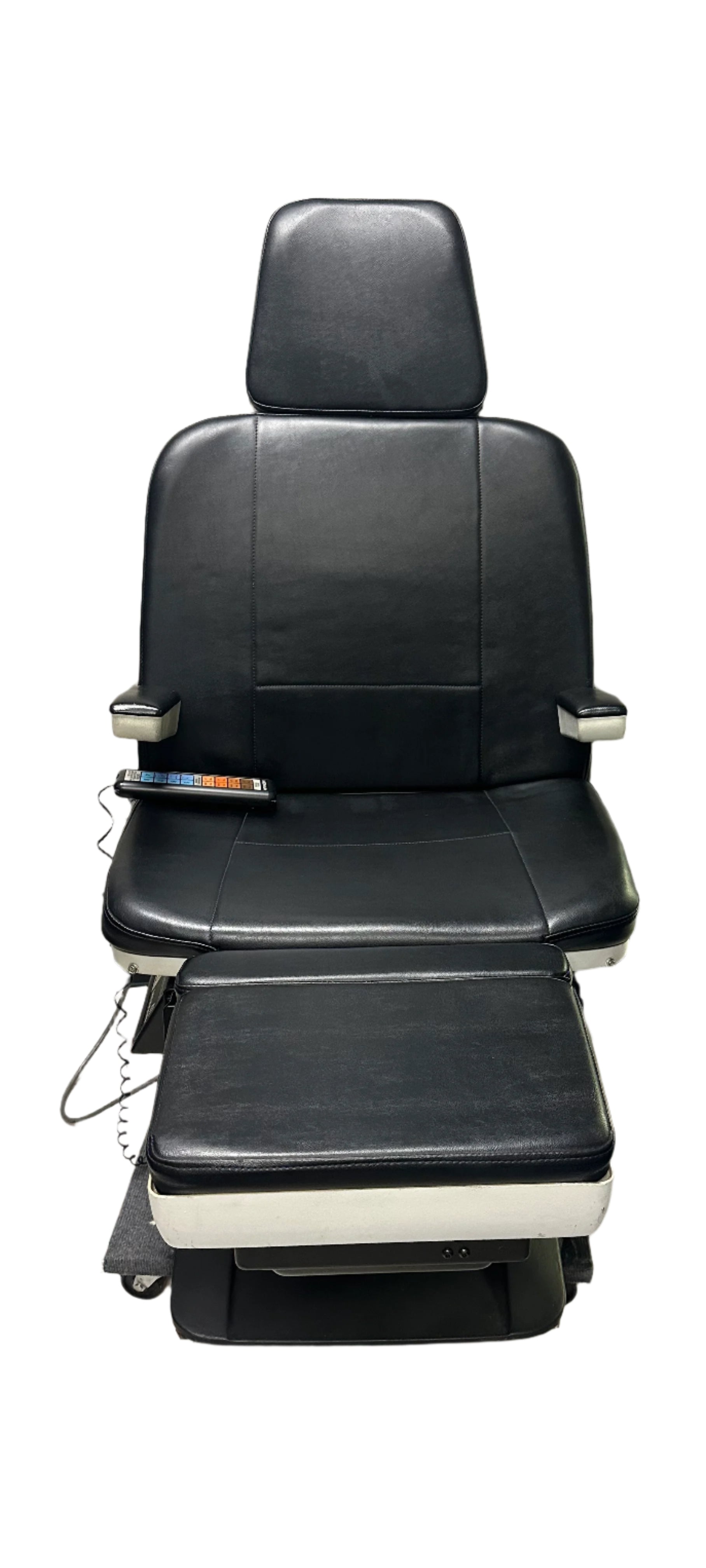 Preowned Midmark 411 Procedure Chair