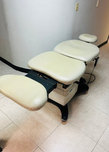 Midmark 630 HumanForm Procedure Chair (Refurbished)