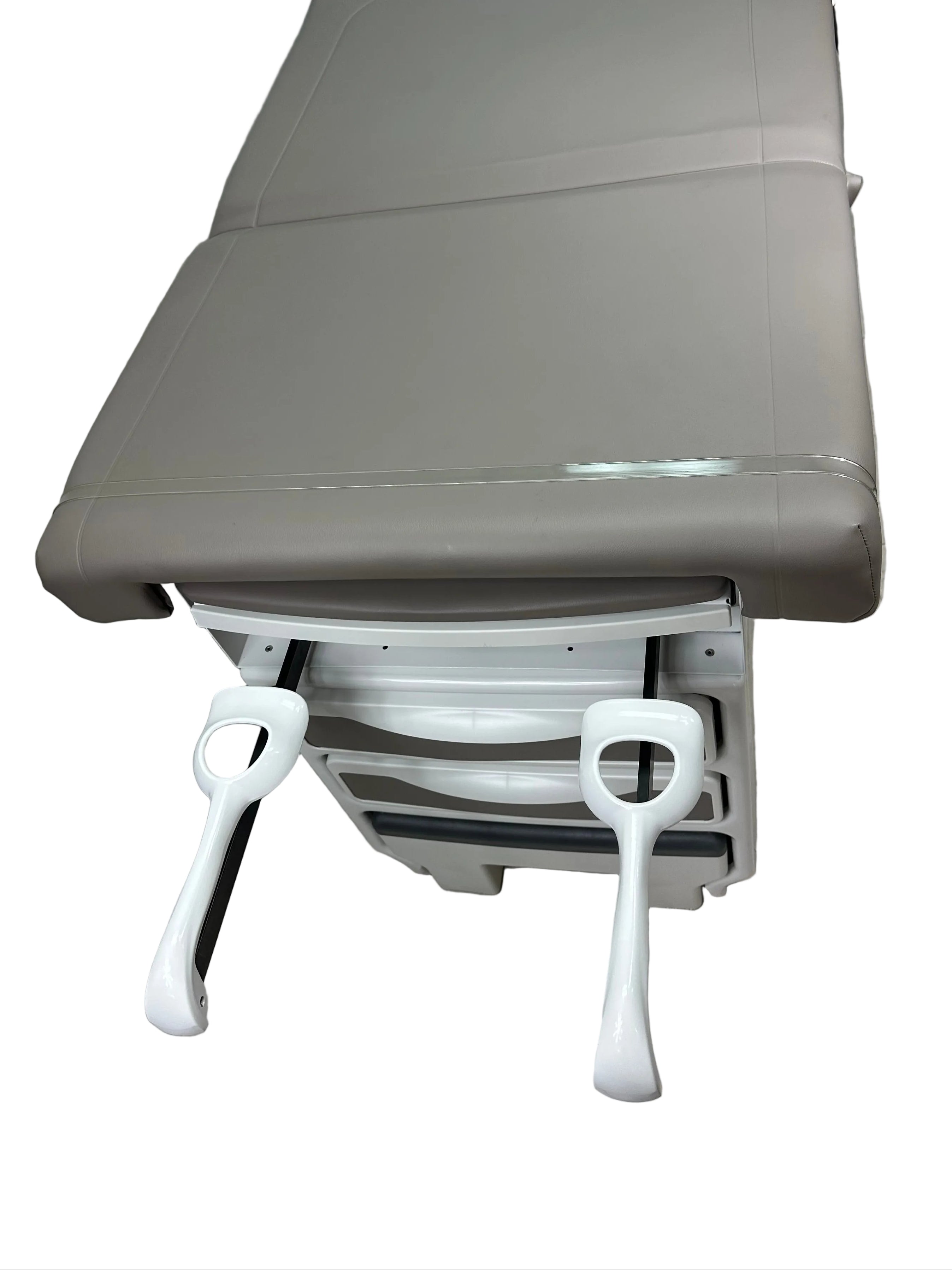Midmark 204 Exam Table – Saumell Medical Supplies